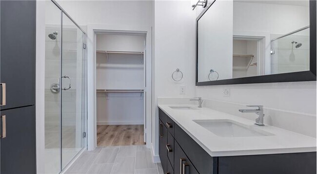 Foto del edificio - 3900 Berkman Dr