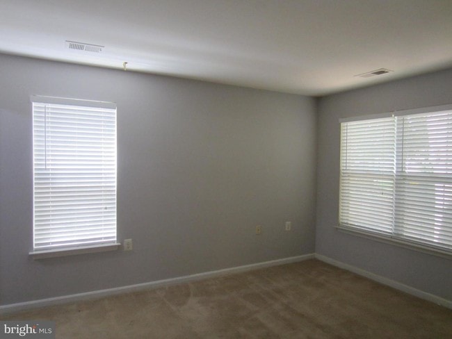 Building Photo - 1067 Gardenview Loop