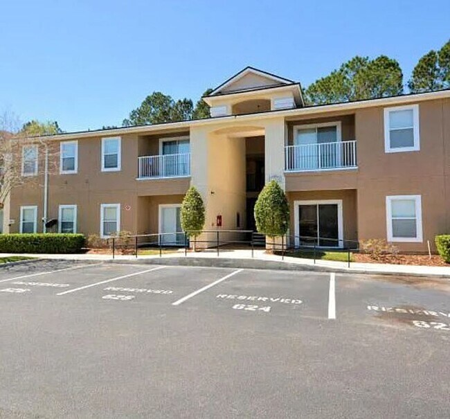 Building Photo - 7920 Merrill Rd