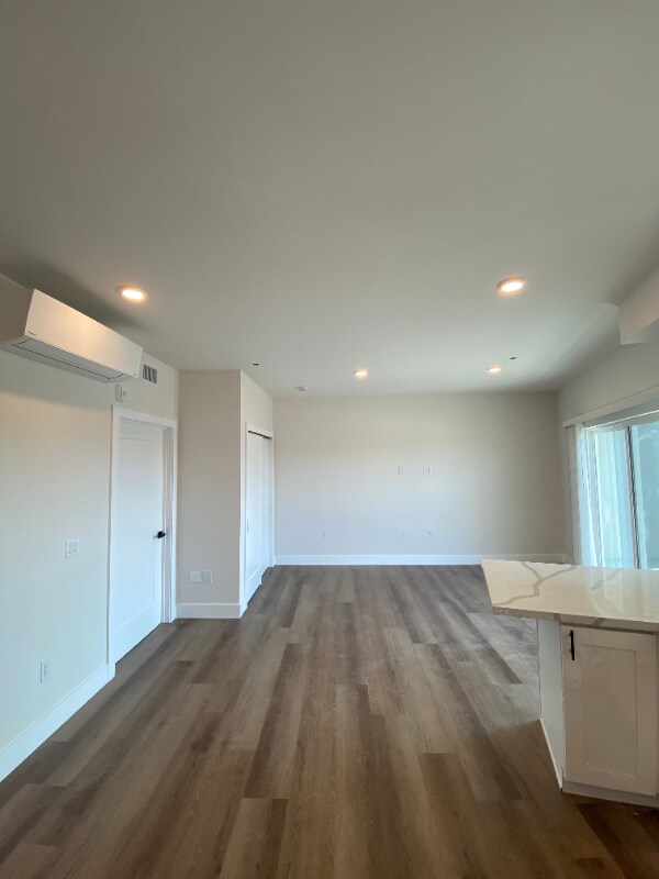 Building Photo - 2285 Ulric St