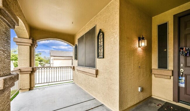 Building Photo - 21429 E Bonanza Way
