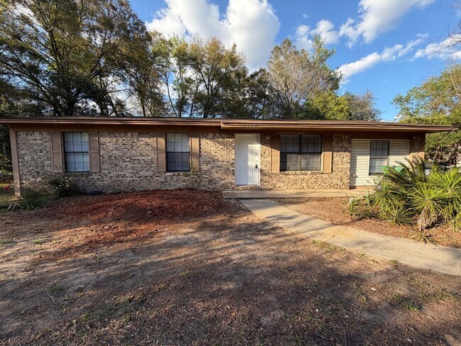 Foto del edificio - Updated 3BR/2BA Near Parks, Golf, Shopping, and the St. Marks Trail