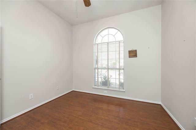 Foto del edificio - 2444 Elm Leaf Ln