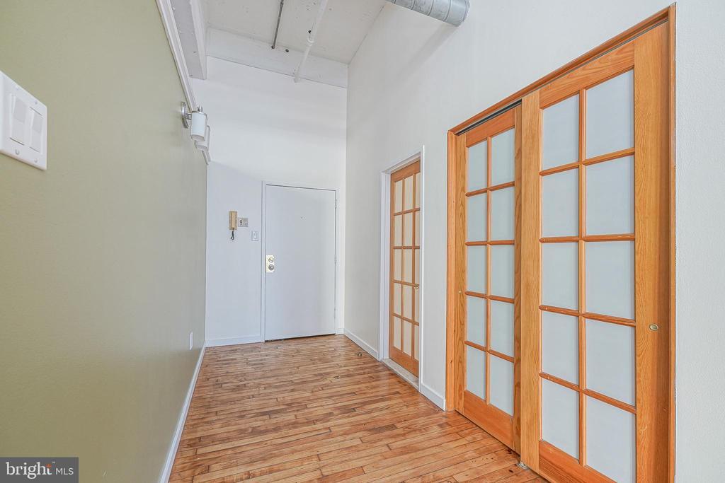Primary Photo - 1238 Callowhill St