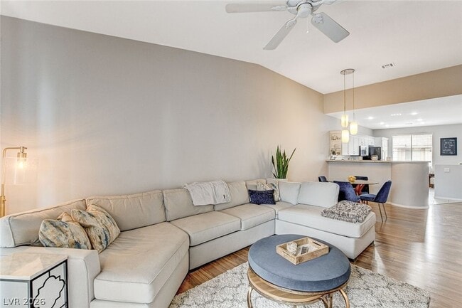 Building Photo - 656 Peachy Canyon Cir