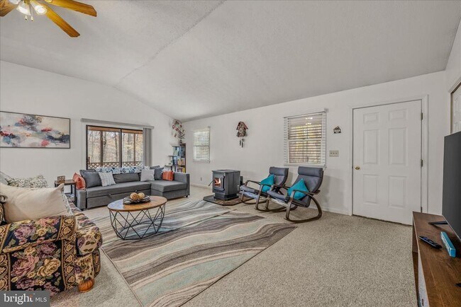 Foto del edificio - 67 Tranquil Way