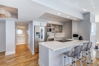 Building Photo - 5510 N Ocean Dr