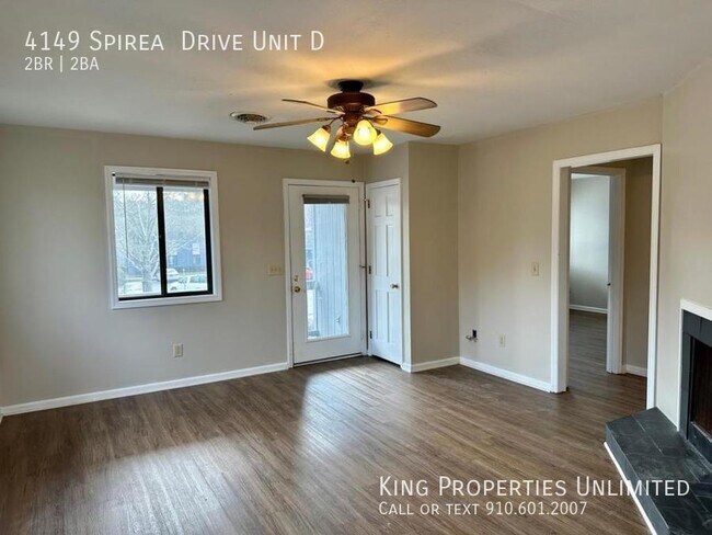 Building Photo - 4149 Spirea  Drive Unit D