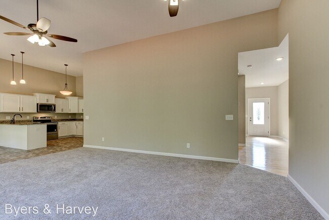 Building Photo - 3 br, 2 bath House - 1828 Rains Drive