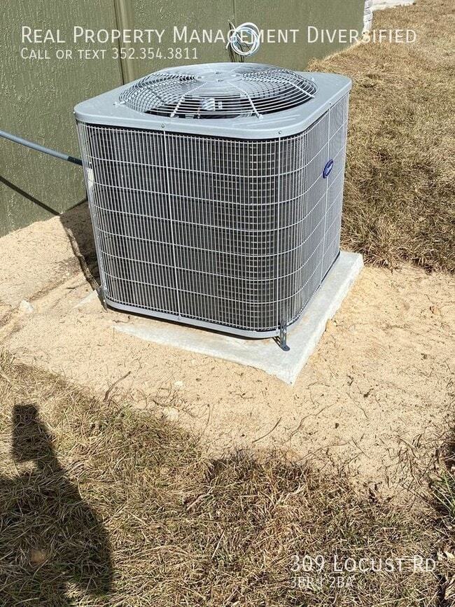 Foto del edificio - 309 Locust Rd