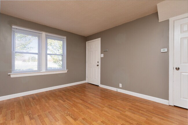 Foto del edificio - 6144 Morgan Ford Rd