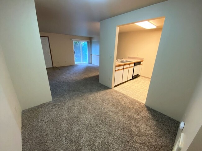Foto del edificio - 806 Juniper Ave
