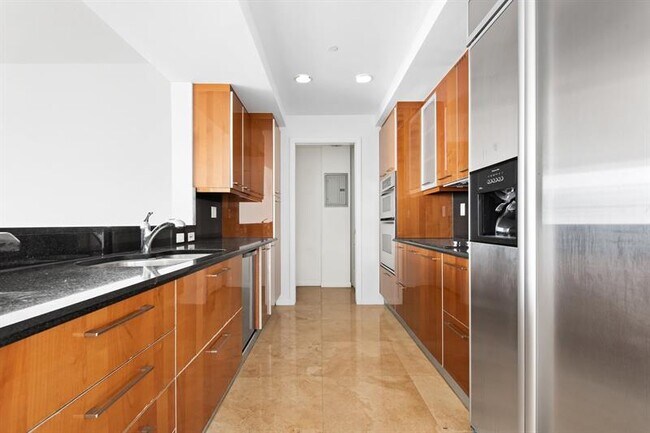 Foto del edificio - 1819 SE 17th St