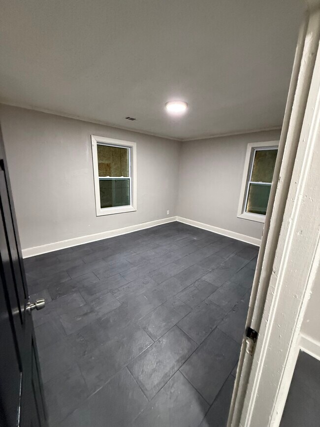 Foto del edificio - 2379 Saratoga Ave