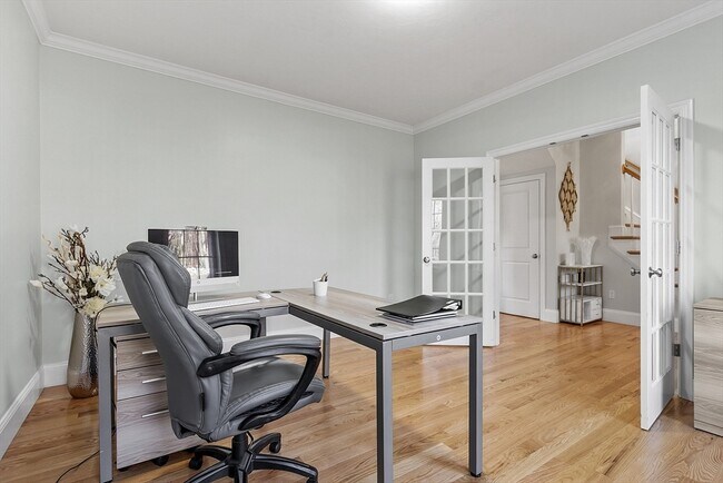 Foto del edificio - 27 Spring Rd