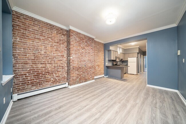 Building Photo - 263 1st St