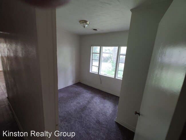 Building Photo - 3 br, 1 bath House - 2501 Old Snow Hill Road