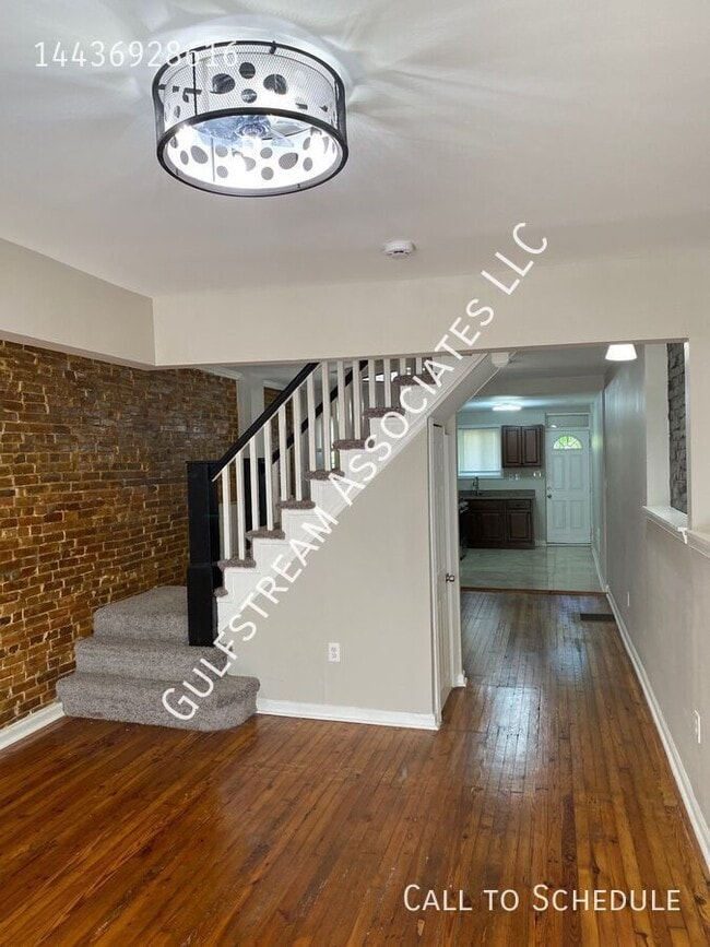 Building Photo - 2436 E Preston St