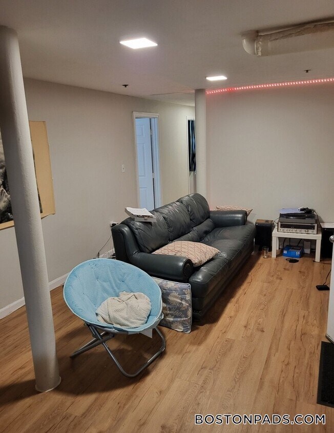 Foto principal - 38 Hemenway St