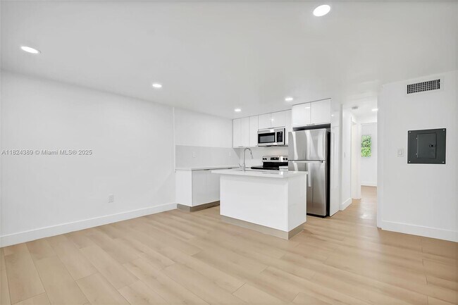 Foto del edificio - 1632 NW 16th Terrace