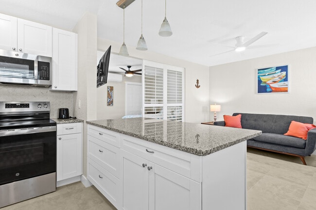 Building Photo - 14212 E Parsley Dr