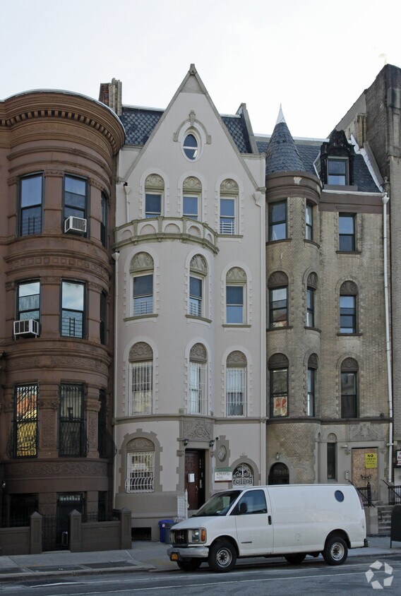 Foto del edificio - 844 St Nicholas Ave