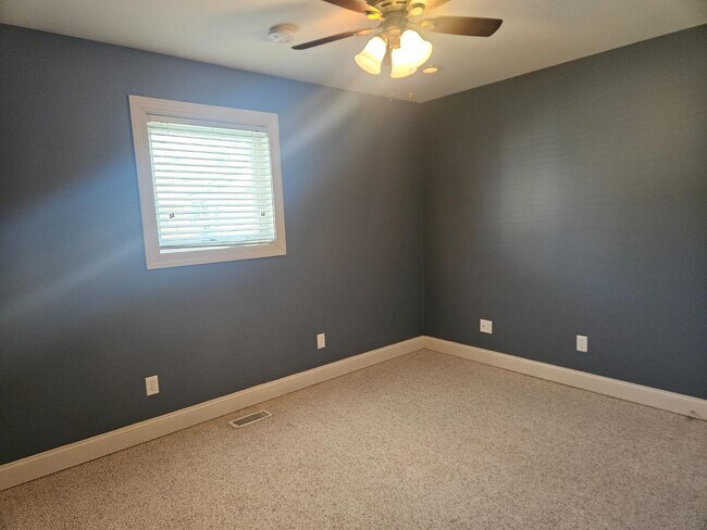 Foto del edificio - 728 W Calhoun St