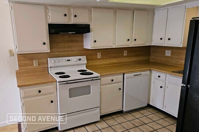 Foto del edificio - 8115 NW 23rd St