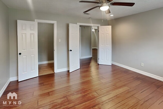 Building Photo - 3219 Glen Spring Dr