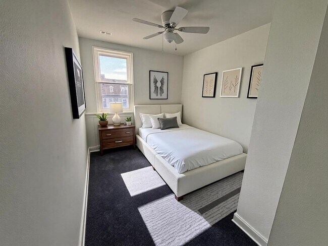 Foto del edificio - 4555 Bleigh Ave