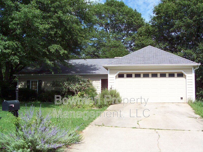 Primary Photo - 141 Wakefield Dr