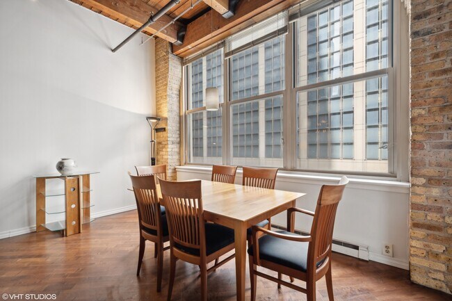 Foto del edificio - 540 N Lake Shore Dr