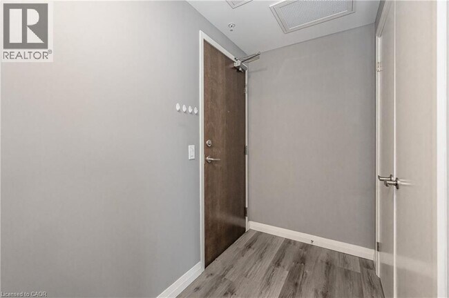 Building Photo - 108 Garment St