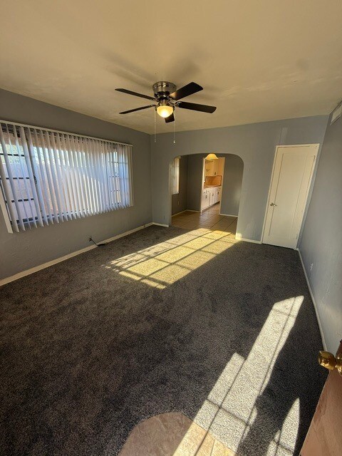 Foto del edificio - Town Home For rent