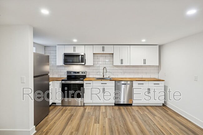 Photo - 611 S 12th St Apartment