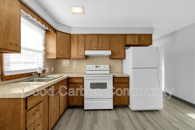 Foto del edificio - 1190 Orchard Park Rd