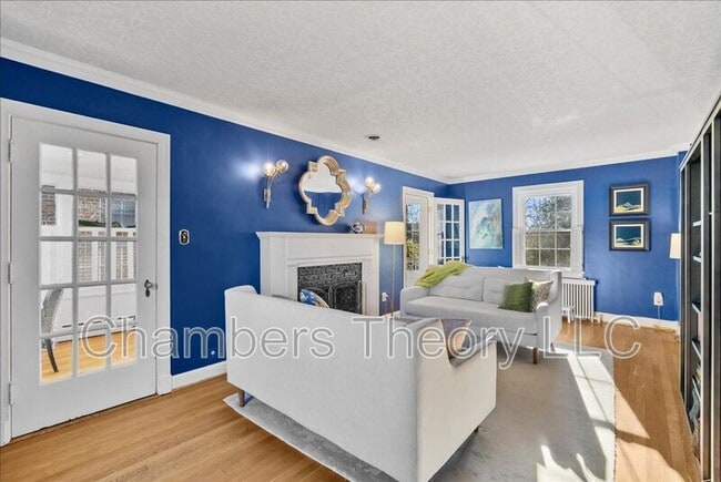 Foto del edificio - 2412 N Columbus St