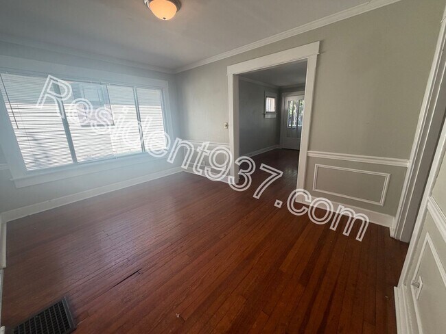 Foto del edificio - 2 Bed 1 Bath