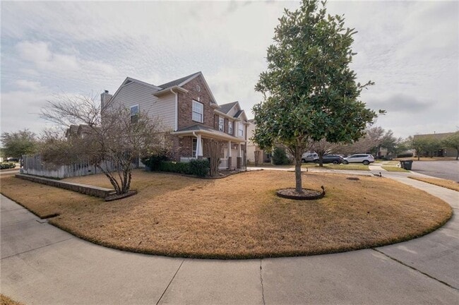 Building Photo - 1136 Beechwood Dr