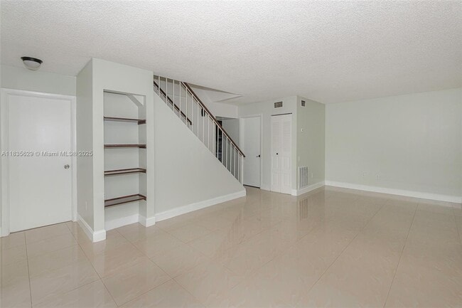 Building Photo - 6455 SW 116th Pl