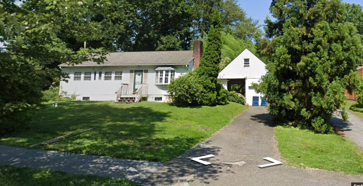 Foto principal - 802 S New St