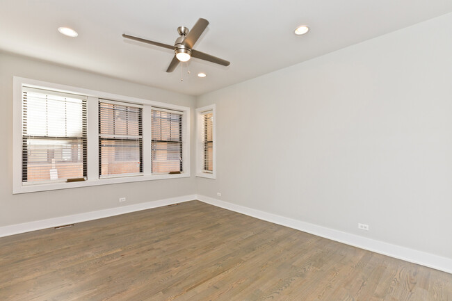 Foto del edificio - 2618 N Rockwell St