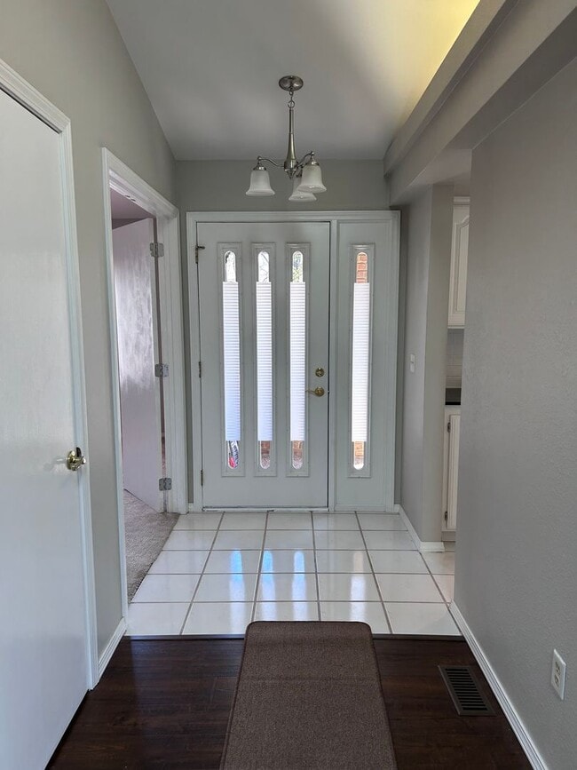 Building Photo - 3 BEDROOM BELLA VISTA READY NOW!! APPLY TO...