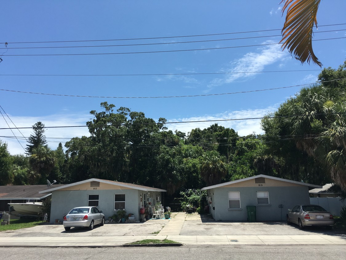 Primary Photo - Regatta Pointe Apartments