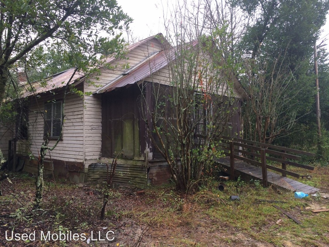 Primary Photo - 3 br, 1 bath House - 204 Pinto Road