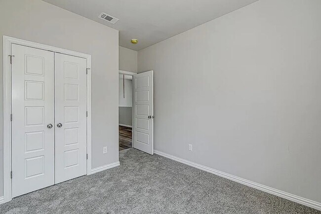 Building Photo - eastland