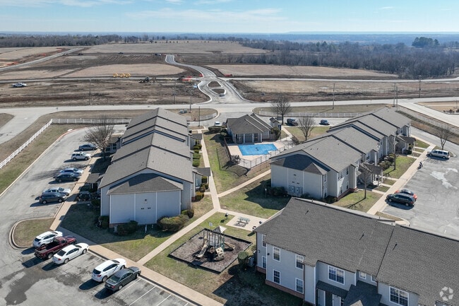 Aerial Photo - Glenshire Court