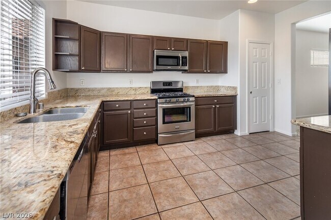 Foto del edificio - 3632 Moonlit Rain Dr