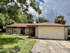 Building Photo - 1745 Patricia Ln