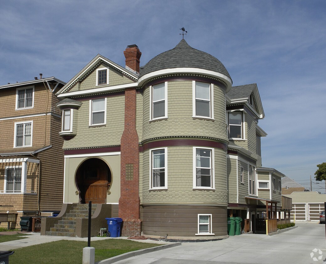 2249 San Antonio Ave, Alameda, CA 94501  2249 San Antonio Ave Alameda